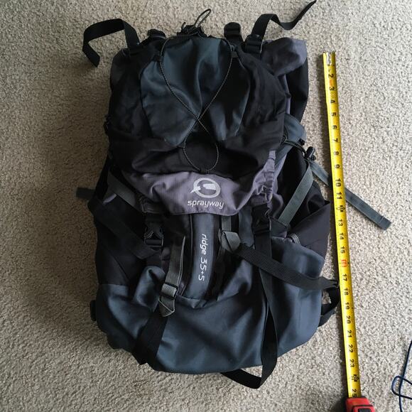 Sprayway Ridge 35L +5 Day Pack Backpack Survival Rucksack Bag Hiking Grey Black - Picture 6 of 15
